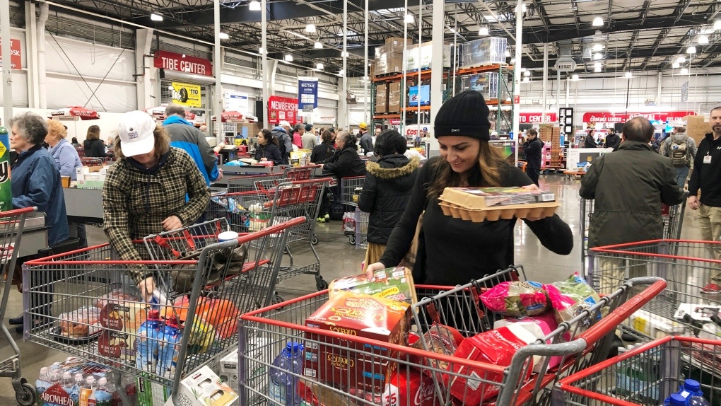 giá khẩu trang tăng vọt tại Mỹ ảnh 3 gia khau trang tang vot tai My anh 3