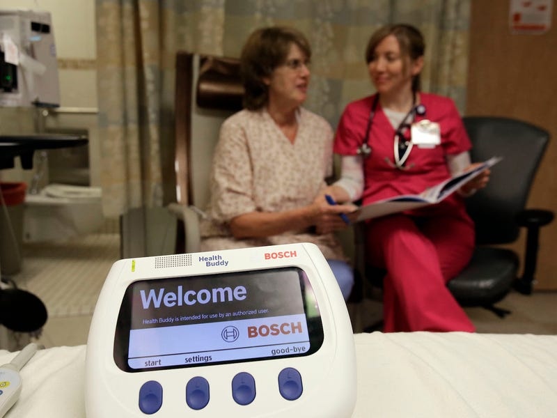 chi phi cac can benh o My anh 1