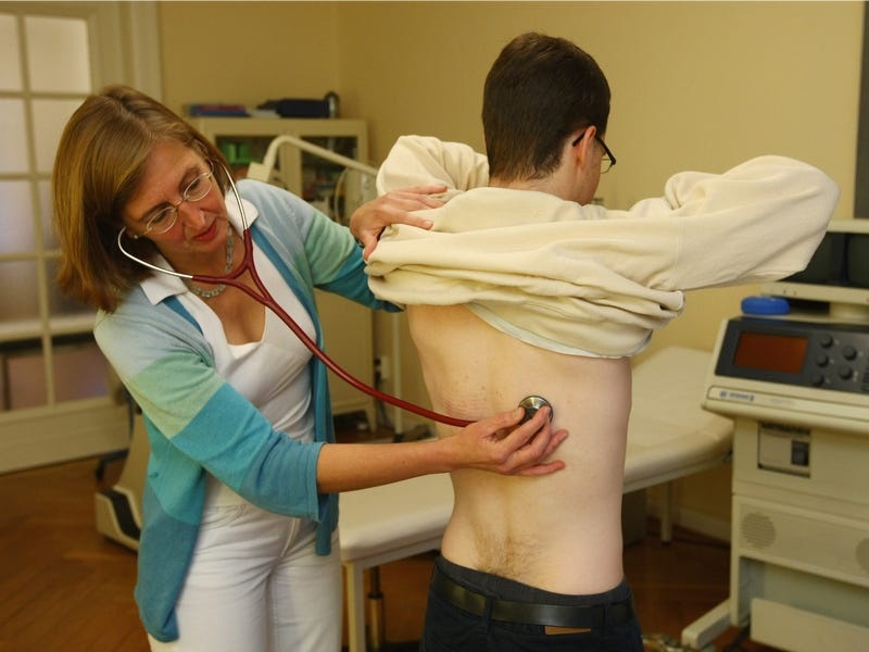 chi phi cac can benh o My anh 10