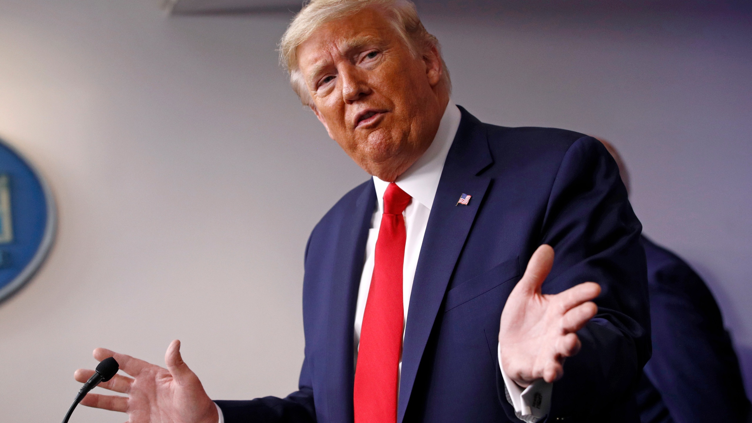 Chuyen gia lo lang khi ong Trump doi cac cong ty My som mo cua tro lai hinh anh