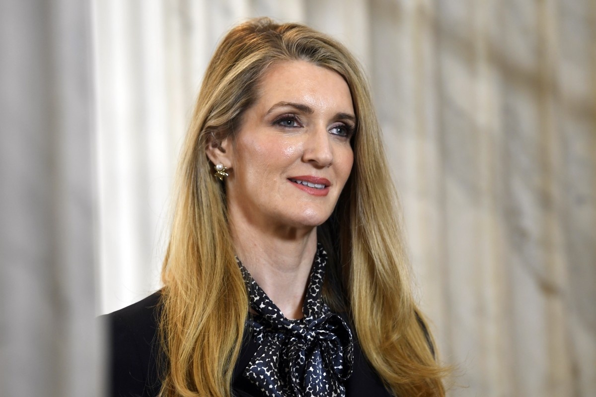 thuong nghi si My kiem loi tu thong tin Covid-19 anh 1