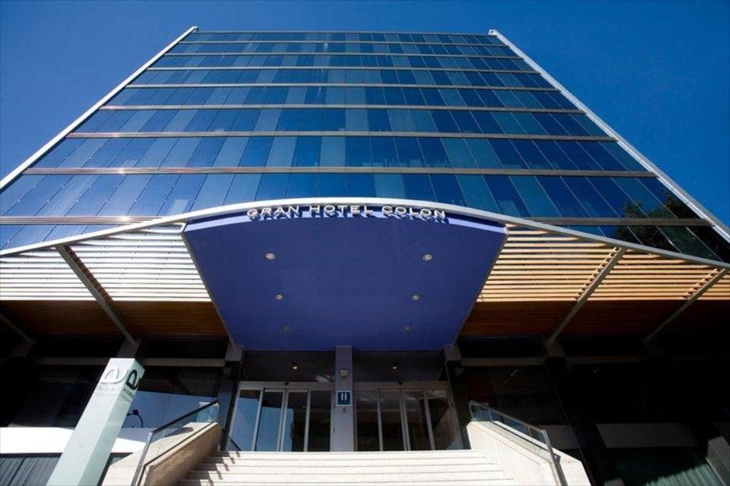 khach san lam benh vien dieu tri Covid-19 anh 2