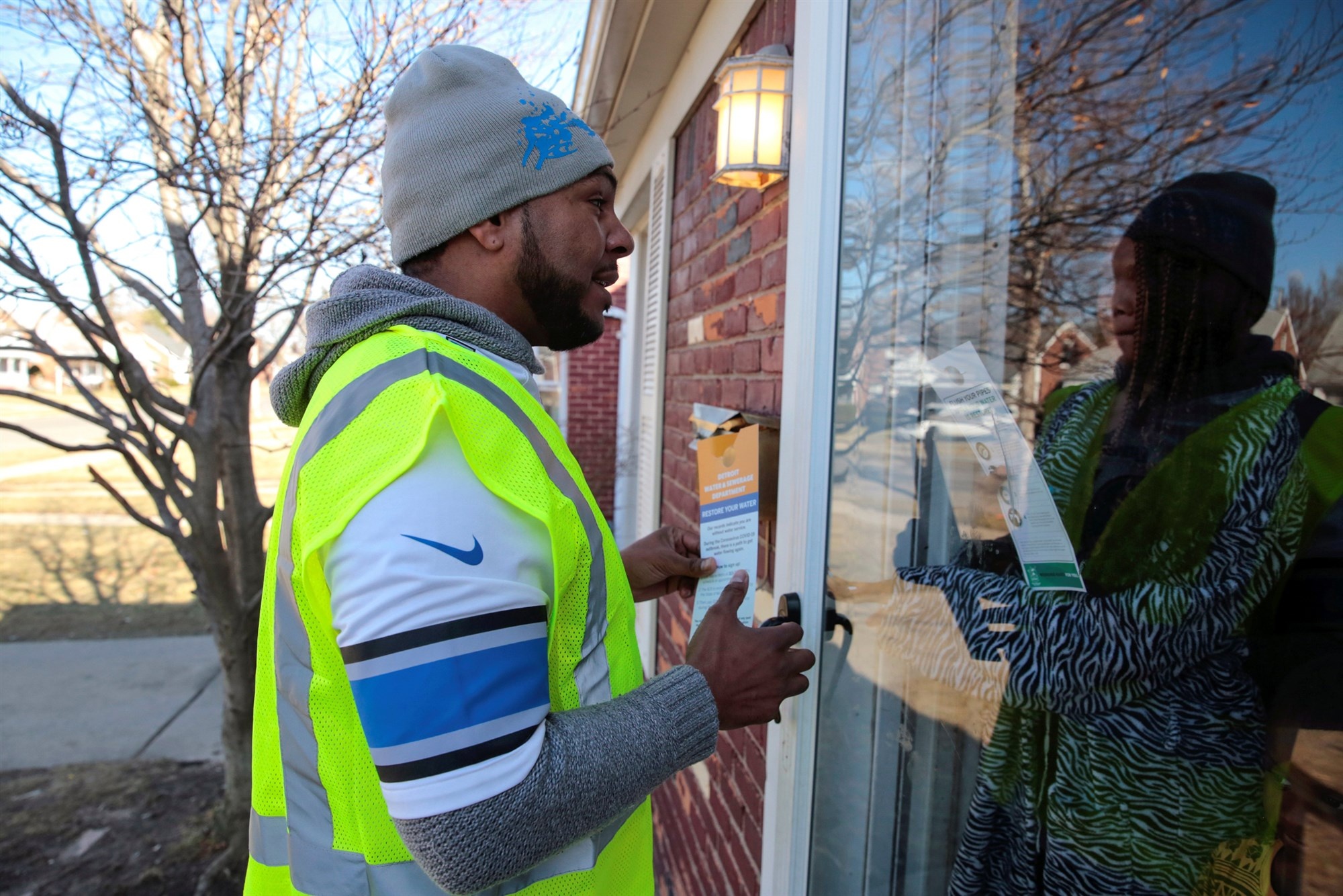 dan My thieu nuoc trong dich Covid-19 anh 2