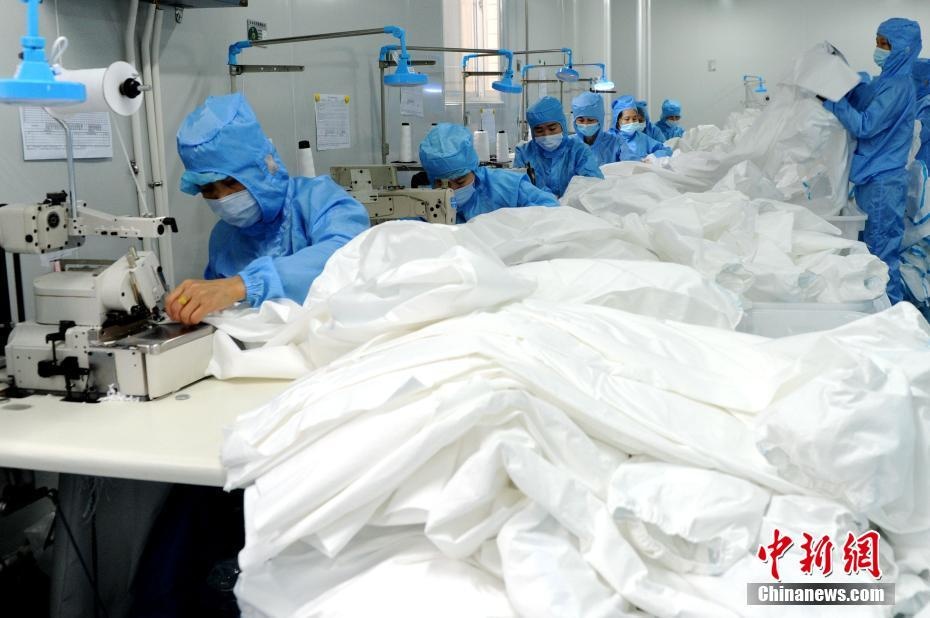 Trung Quoc gia tang san xuat do dung y te anh 2
