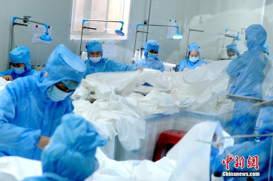 Trung Quoc gia tang san xuat do dung y te anh 4