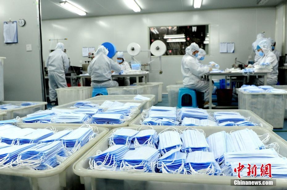 Trung Quoc gia tang san xuat do dung y te anh 7