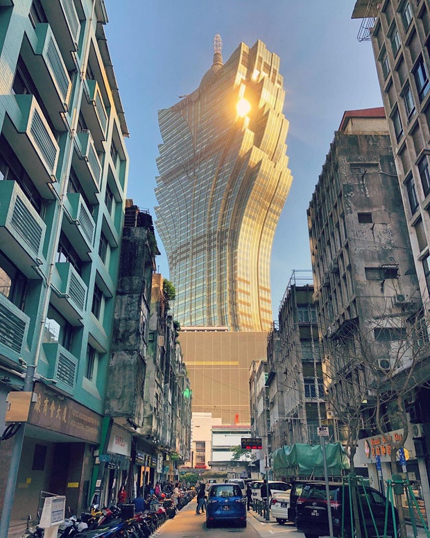 toa Grand Lisboa cua Ha Hong San anh 2