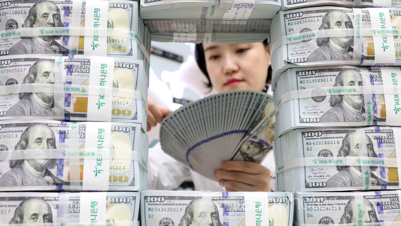 Nguoi My dang co nhieu tien hon bao gio het hinh anh