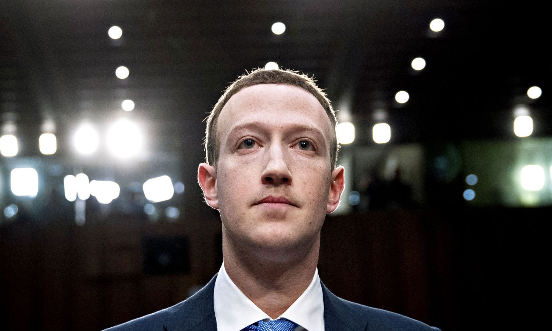 Bao My: 'Mark Zuckerberg chia re nuoc My va de doa nen dan chu' hinh anh