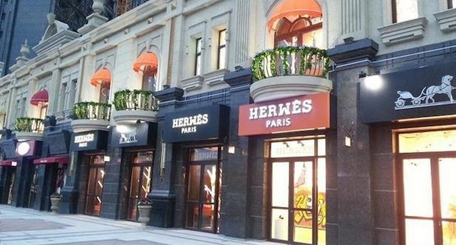 con pho ban hang gia tai Trung Quoc anh 7