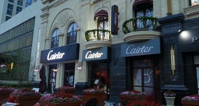 con pho ban hang gia tai Trung Quoc anh 9