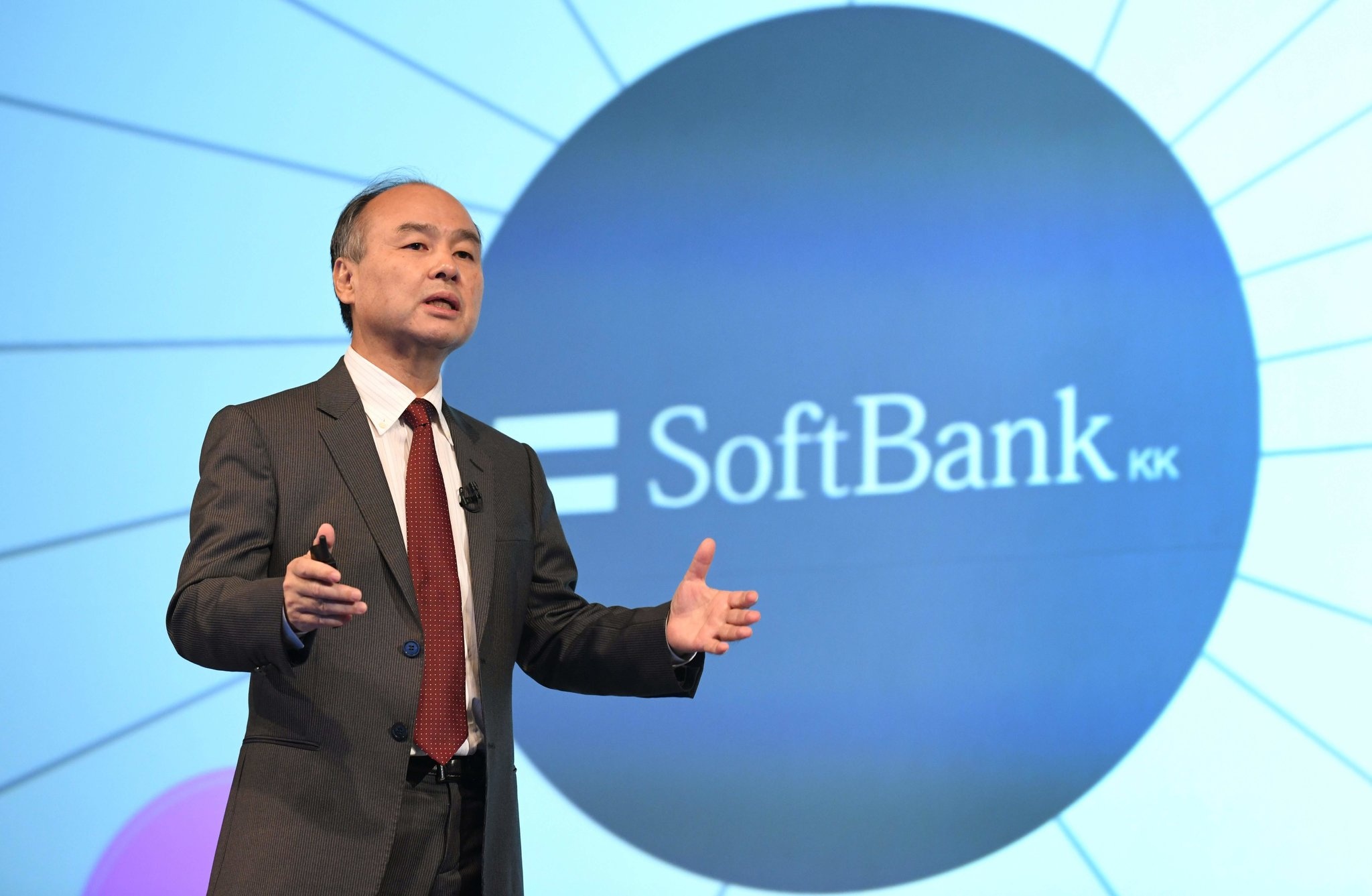 SoftBank lai lon nho rot tien mua co phieu cong nghe hinh anh