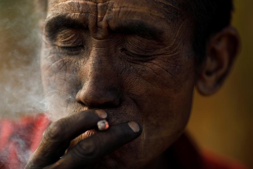 Vi sao Trung Quoc kho tu bo nang luong hoa thach? hinh anh