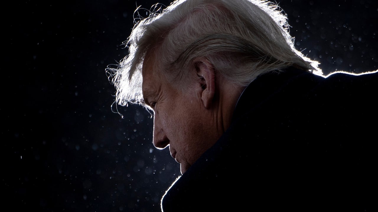 Vi sao ong Trump duoc xoa no hang tram trieu USD? hinh anh