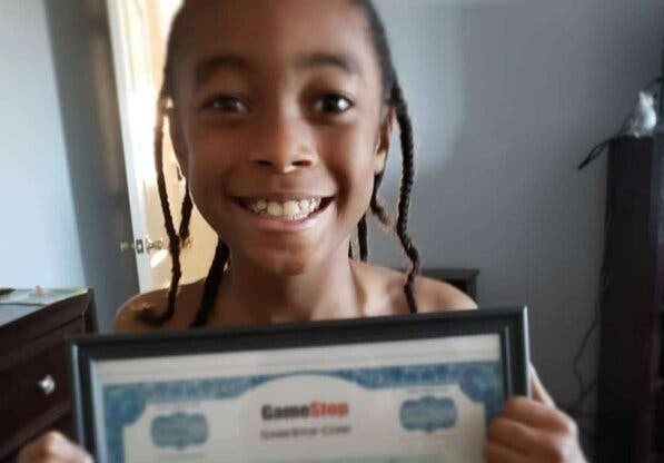 Ban co phieu cong ty game, cau be 10 tuoi kiem loi 5.000% hinh anh