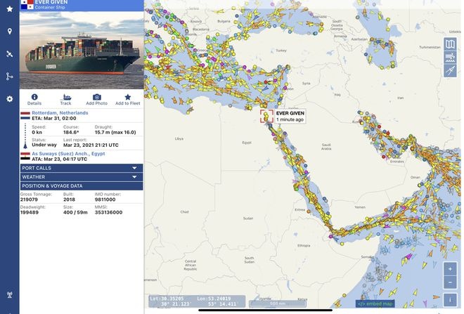 tau mac ket tai kenh dao suez anh 4