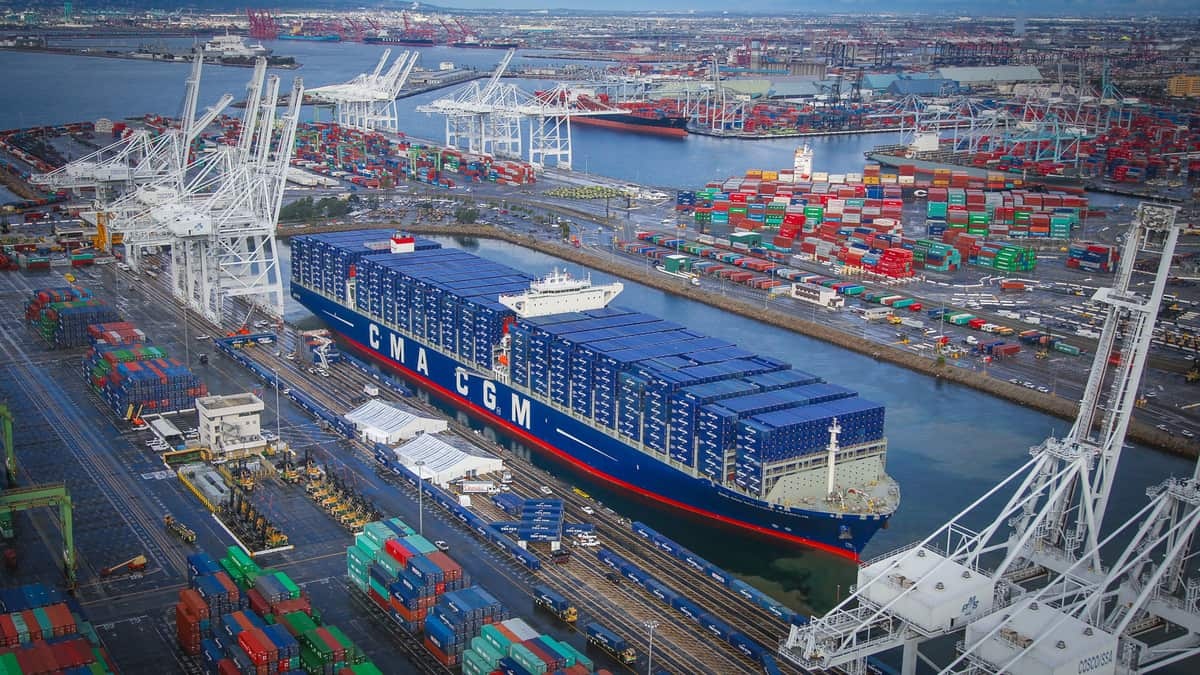 Cang bien My tac nghen nghiem trong, phi van tai tang vot hinh anh