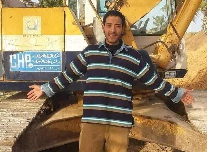 Cau chuyen cua tai xe may xuc tham gia giai cuu sieu tau Ever Given hinh anh