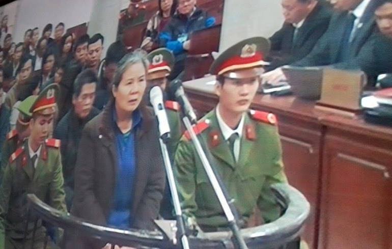 Bị cáo Chử Thị Kim Hiền tại phiên xử ngày 21/12.