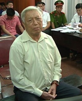 Cựu giám đốc lĩnh án tù ảnh 1 Cuu giam doc linh an tu anh 1