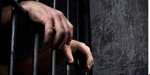 Nghich tu giet cha linh 7 nam tu hinh anh