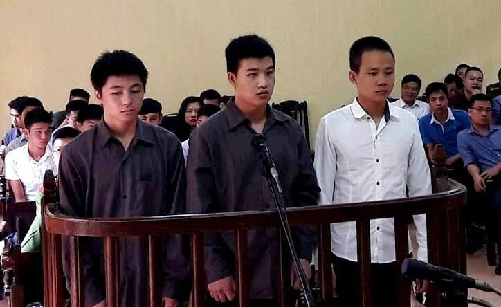 9X chu muu chem nha bao vi phong su khai thac vang trai phep hinh anh