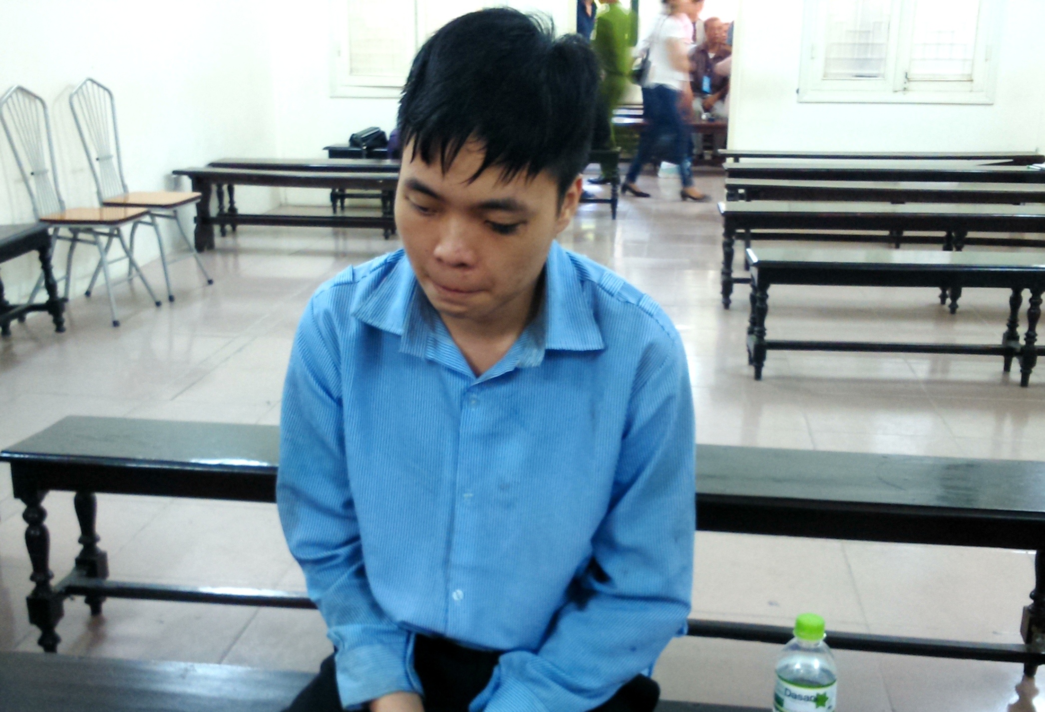 Ke giet nguoi bi bat khi bat tinh trong bui cay hinh anh