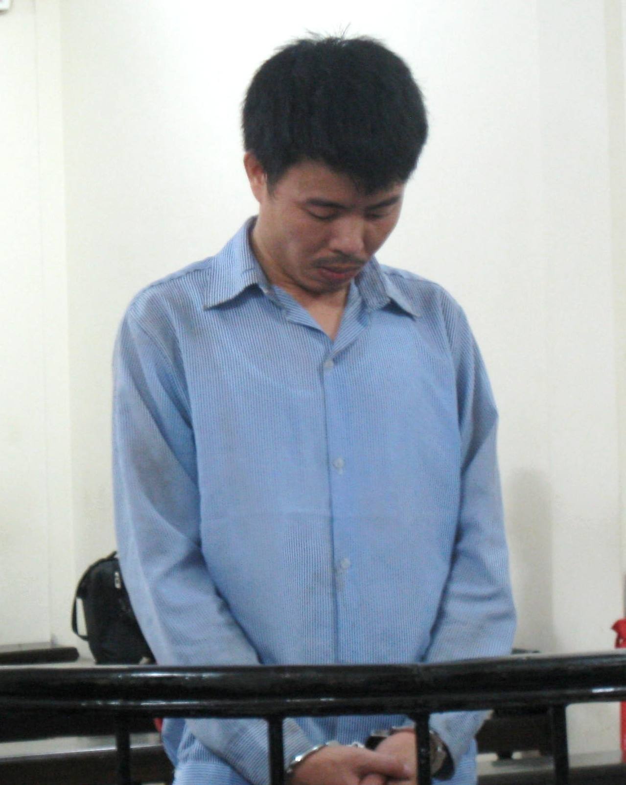 Tong giam doc lua dao chiem doat tai san anh 1