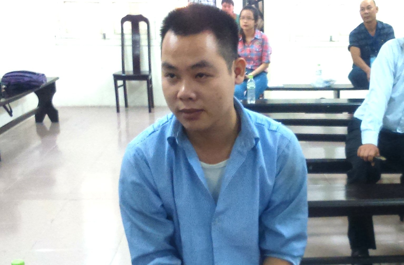 Linh 10 nam tu khi di tra thu giup anh re hinh anh