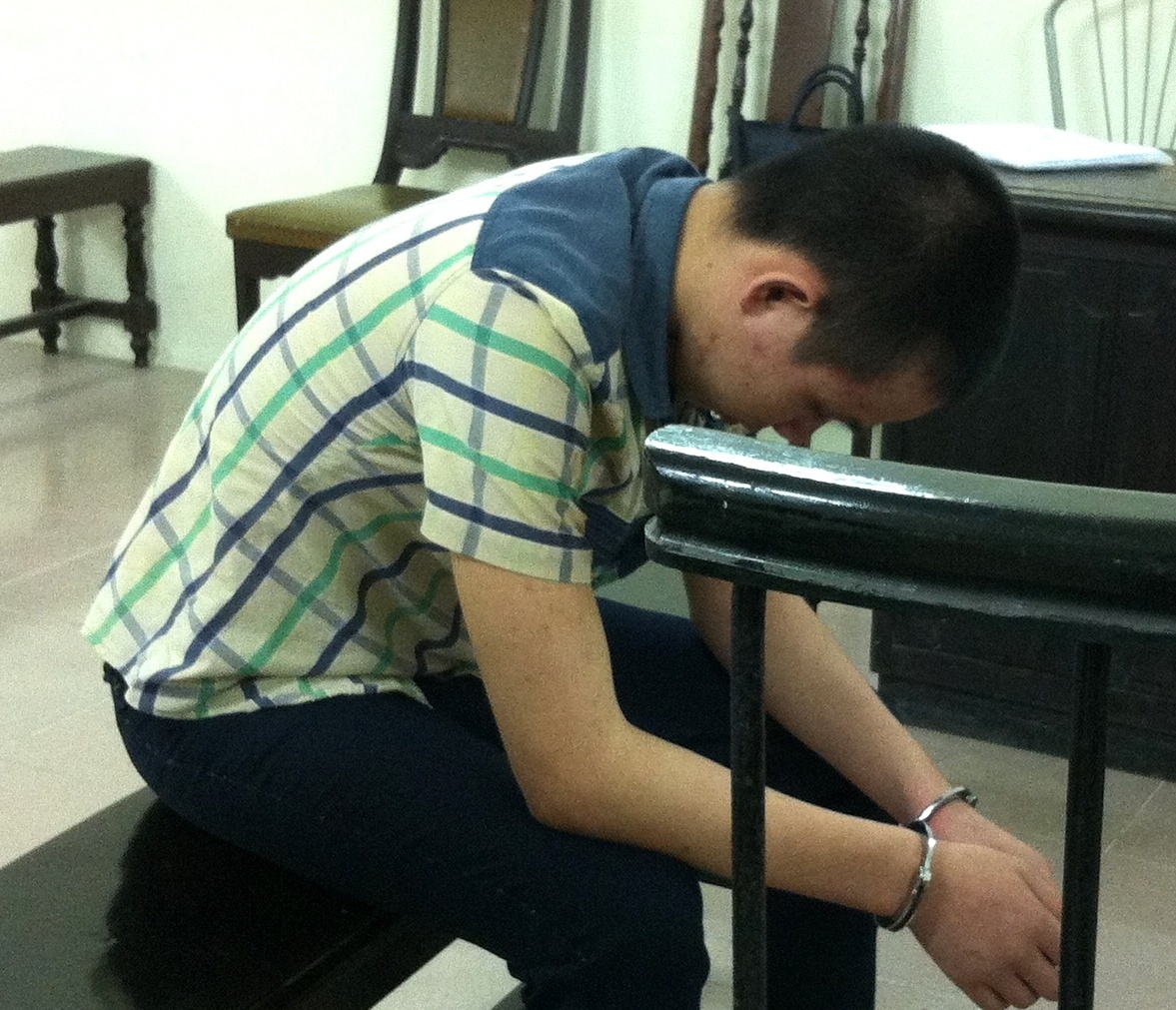 9X di cuop de kiem tien chua benh cho me anh 1