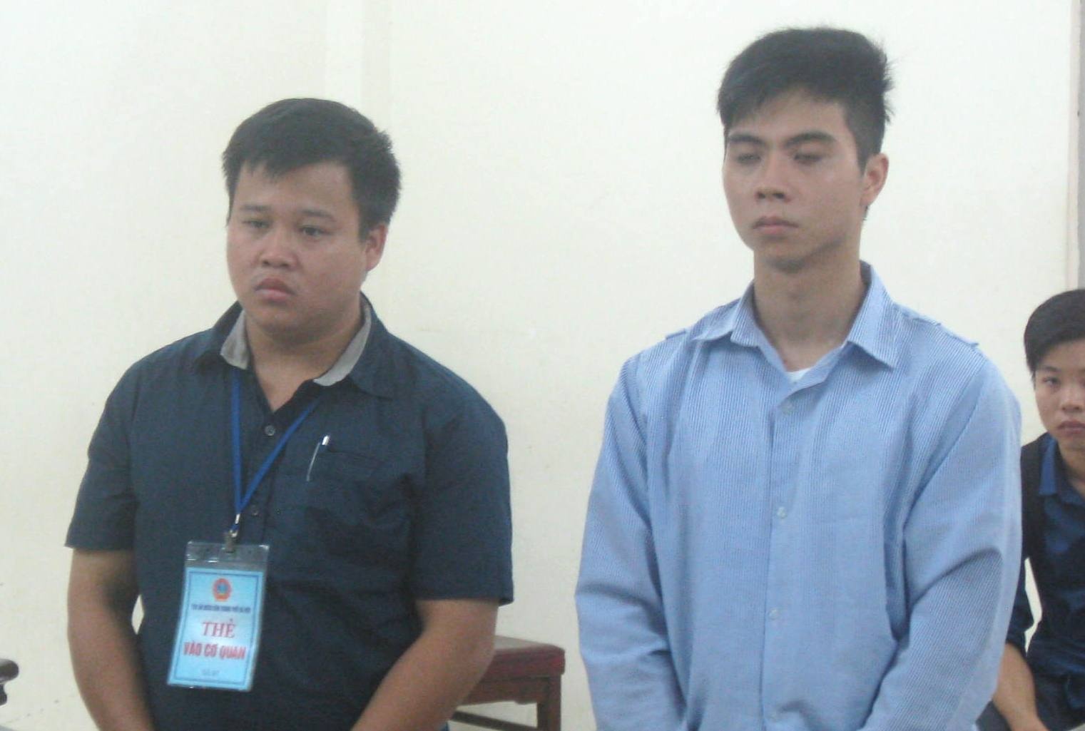 Nam sinh linh an vi 'trom' hang hoa cua sieu thi Metro hinh anh