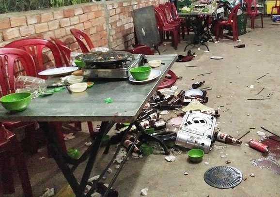 Nam sinh 17 tuoi sat hai nguoi dan ong moi cuoi vo hinh anh