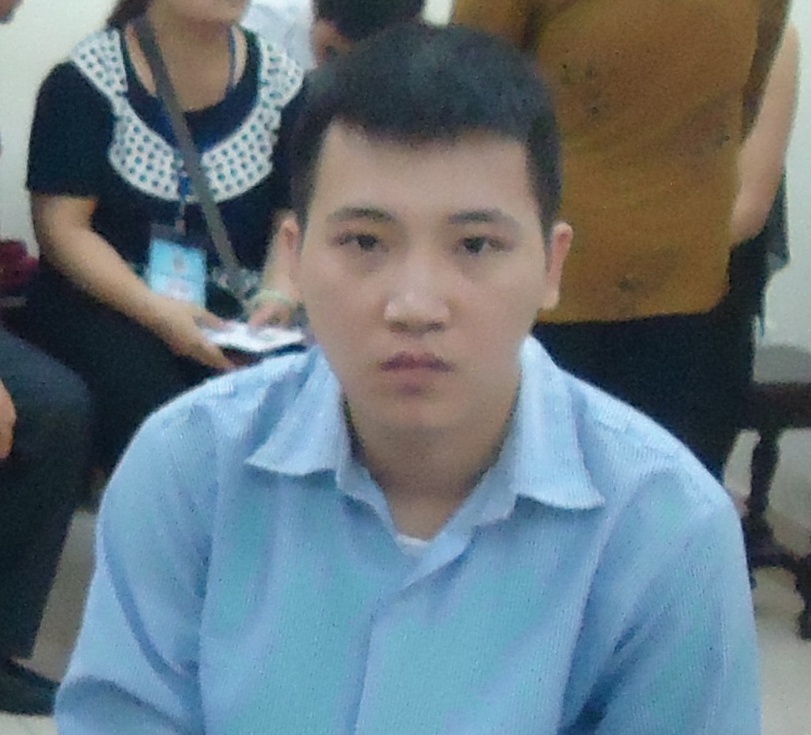 Cap 9X doat mang dong nghiep vi bi mang chui hinh anh