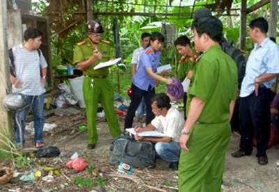 Nam sinh lop 11 giet nguoi trong vu au da buoi khuya hinh anh