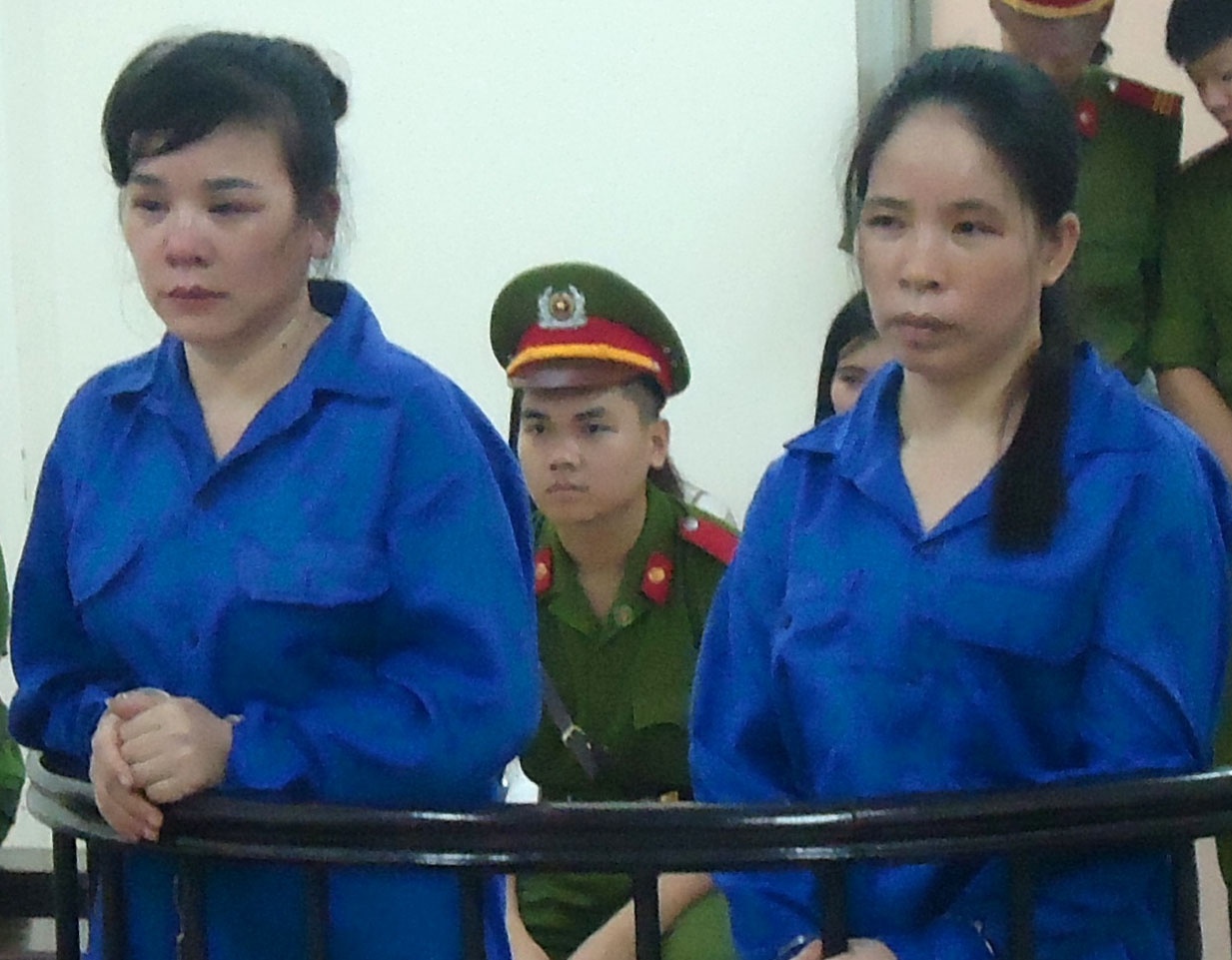 Hai chi em linh an vi ham loi 10 trieu dong hinh anh