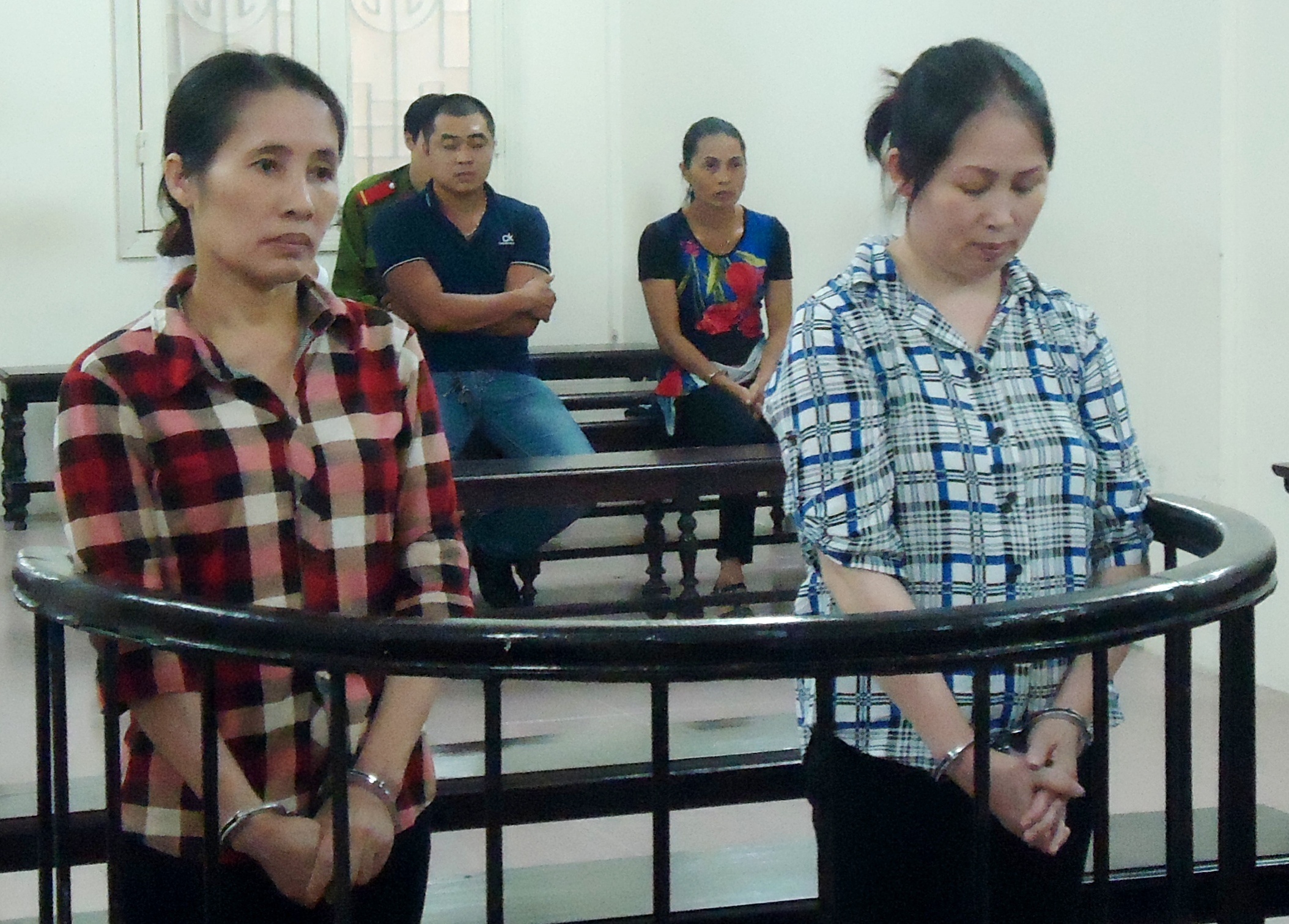 Bi dau doc tu vong khi vao nha nghi quan he tinh duc hinh anh