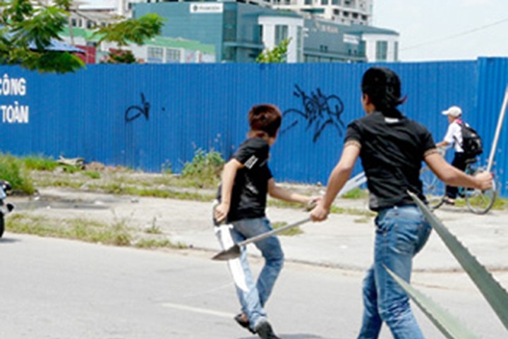 Chu quan tam quat chem nguoi khi hoa giai bat thanh hinh anh