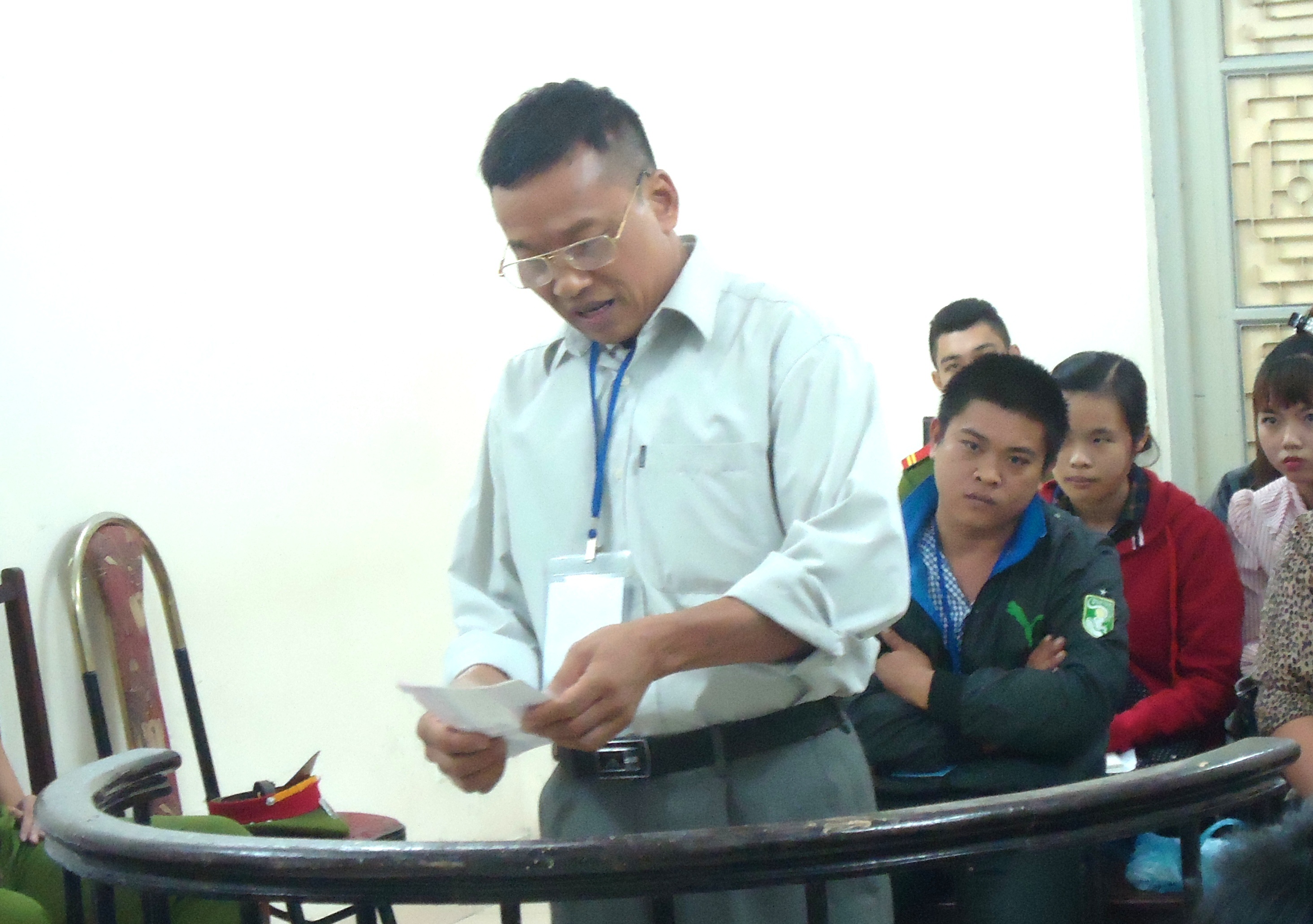 Anh chong danh em dau anh 1