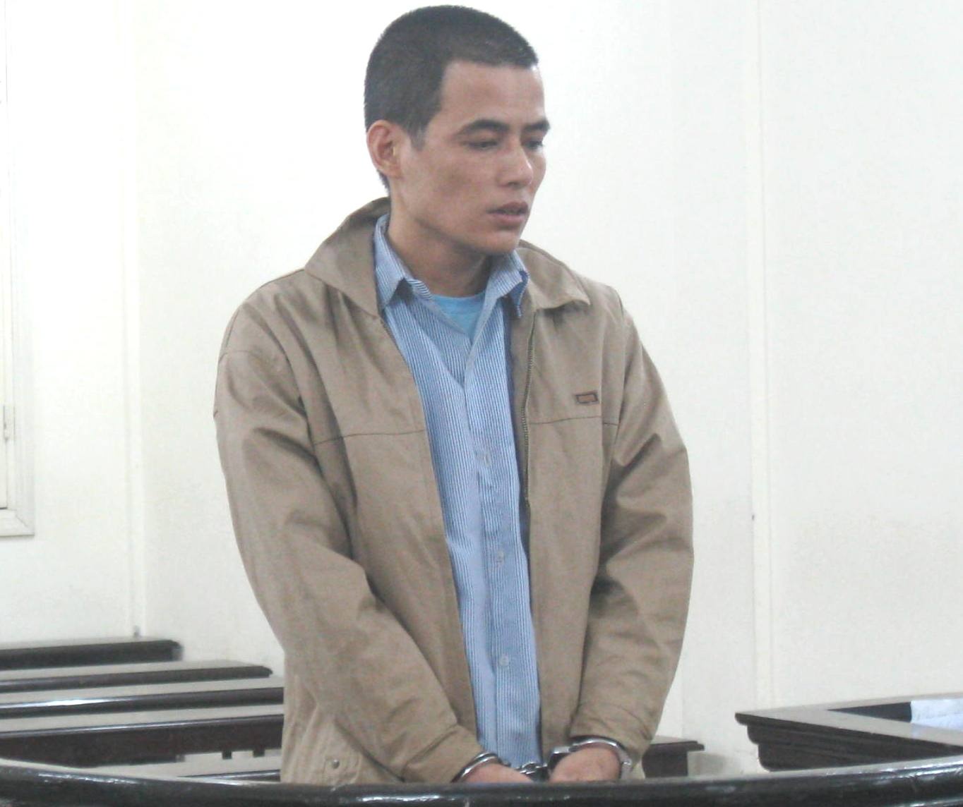 chem trong thuong tinh dich vi ghen anh 1