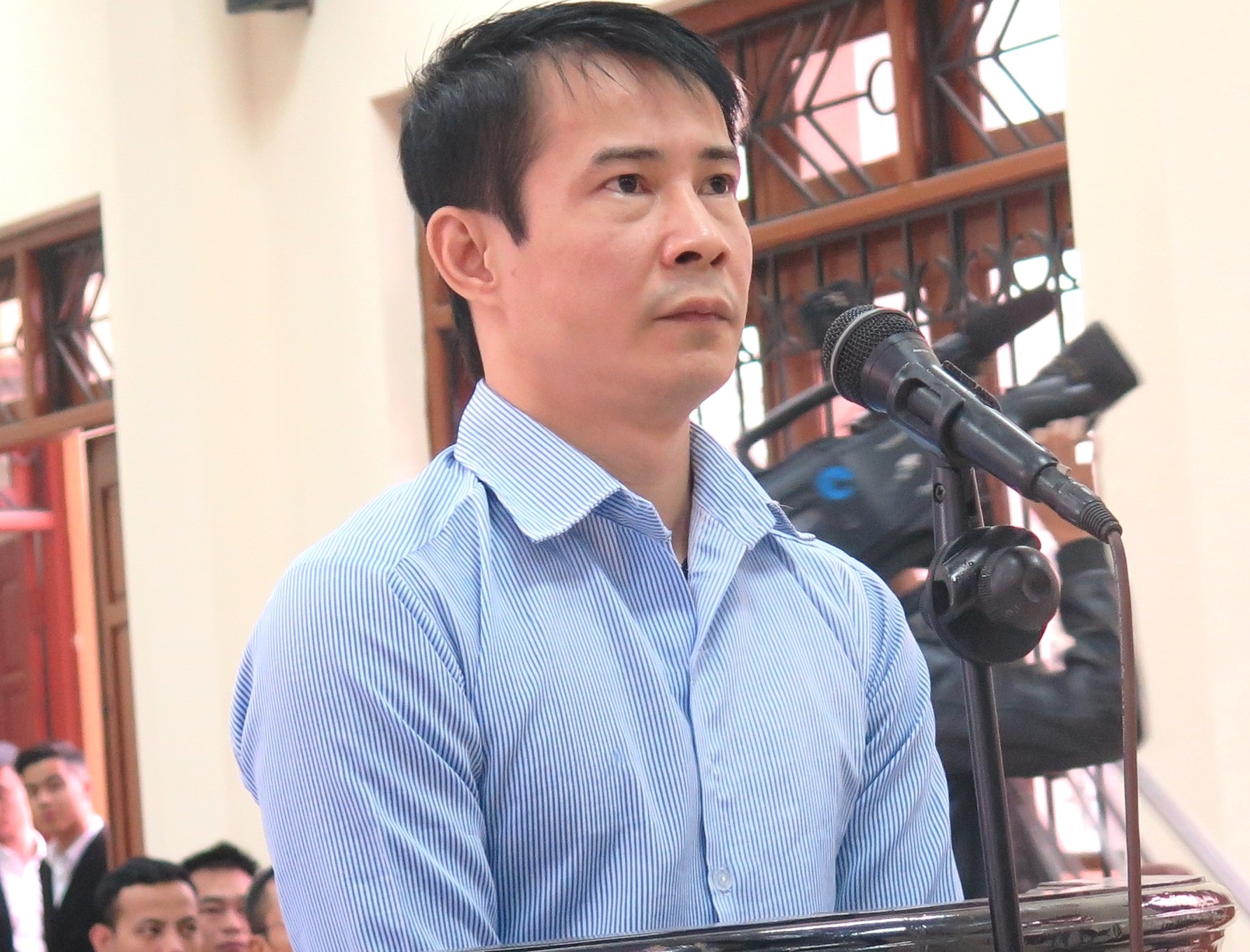 Lai xe Camry tong chet 3 nguoi linh 10 nam tu hinh anh