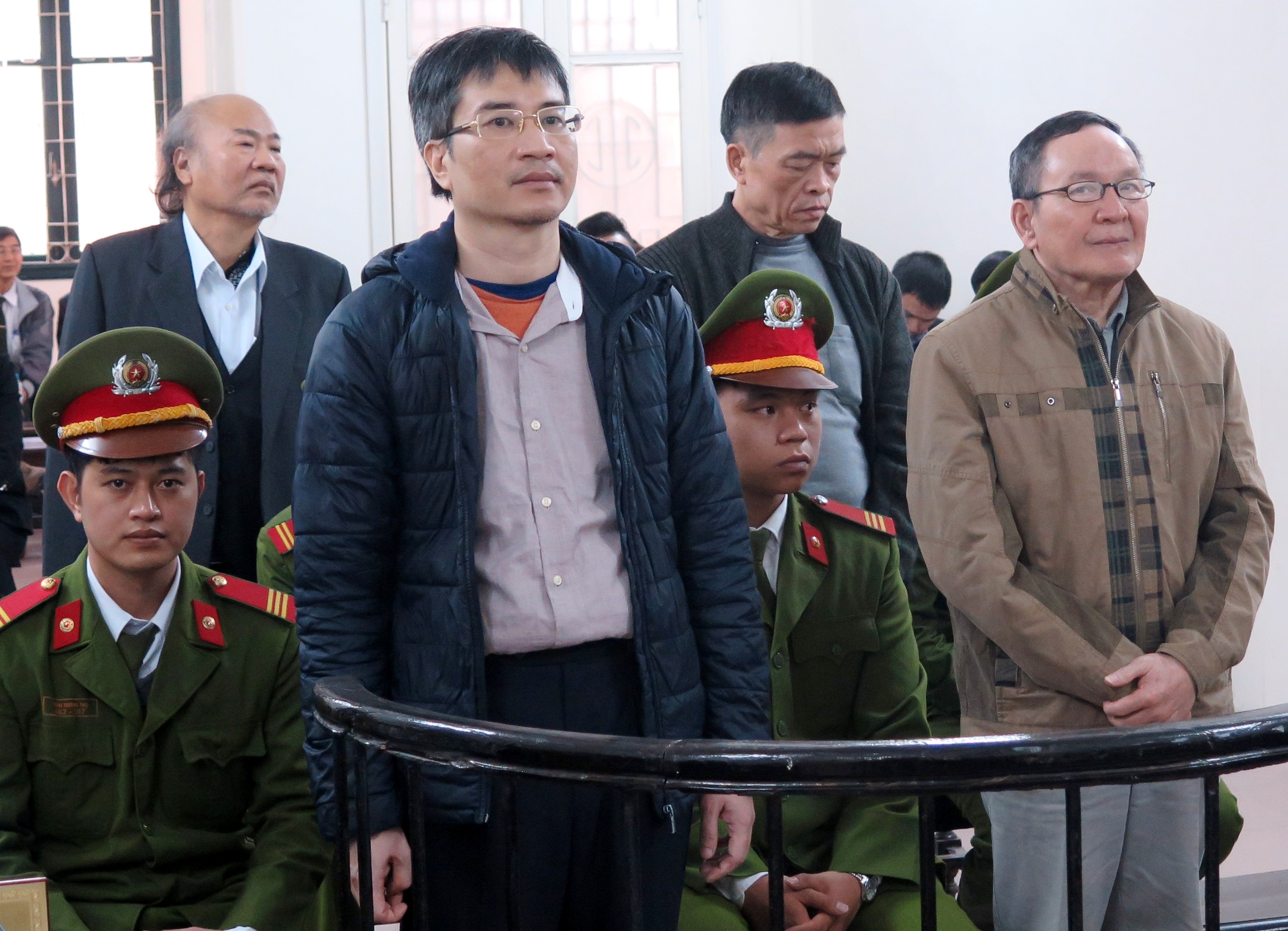 xet xu Giang Kim Dat anh 1