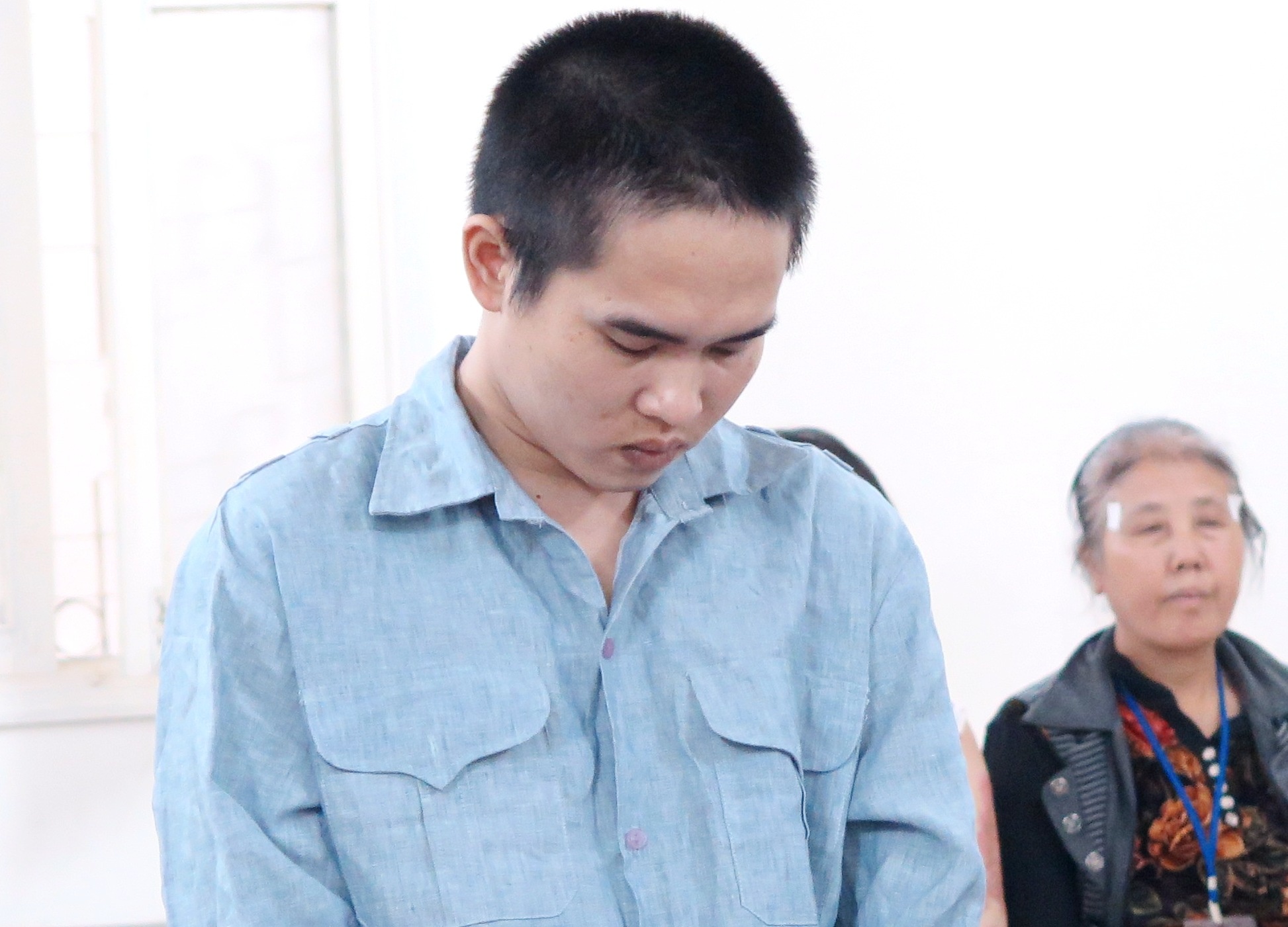 Chan dung ke tuoi xang dot vo anh 1