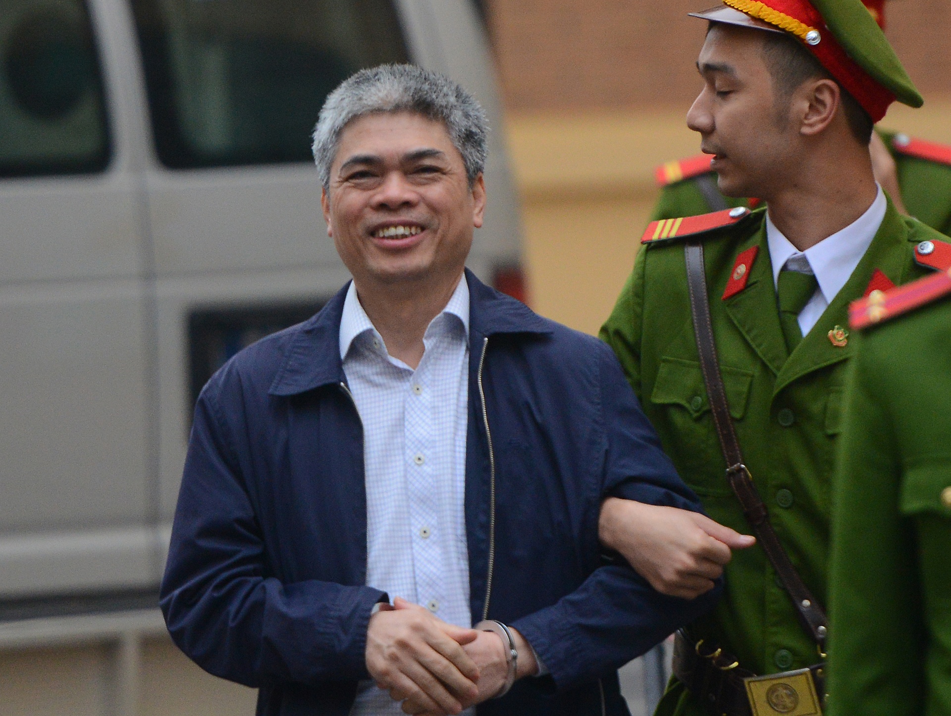 Xét xử Hà Văn Thắm  ảnh 1 Xet xu Ha Van Tham anh 1