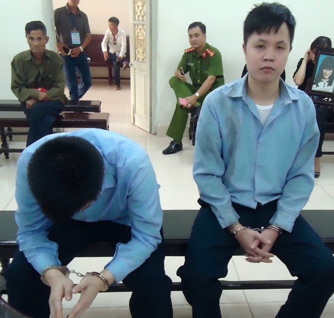 Y an tu hinh ke con do sat hai thieu nu 16 tuoi hinh anh