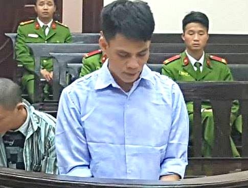 Ke chem nguoi tinh lien tiep bien minh o toa hinh anh