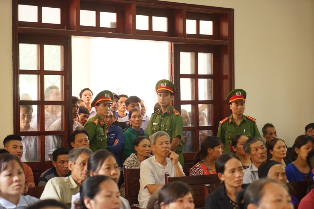 Vu quan tai dieu pho anh 1