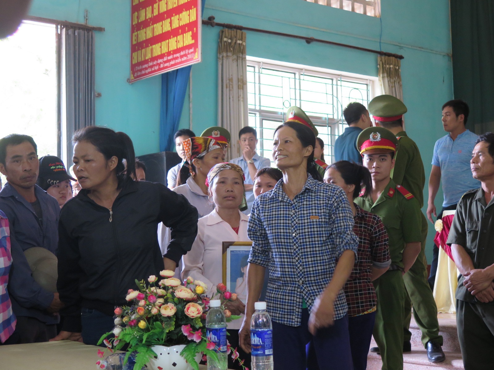 Xin loi ong Han Duc Long anh 1