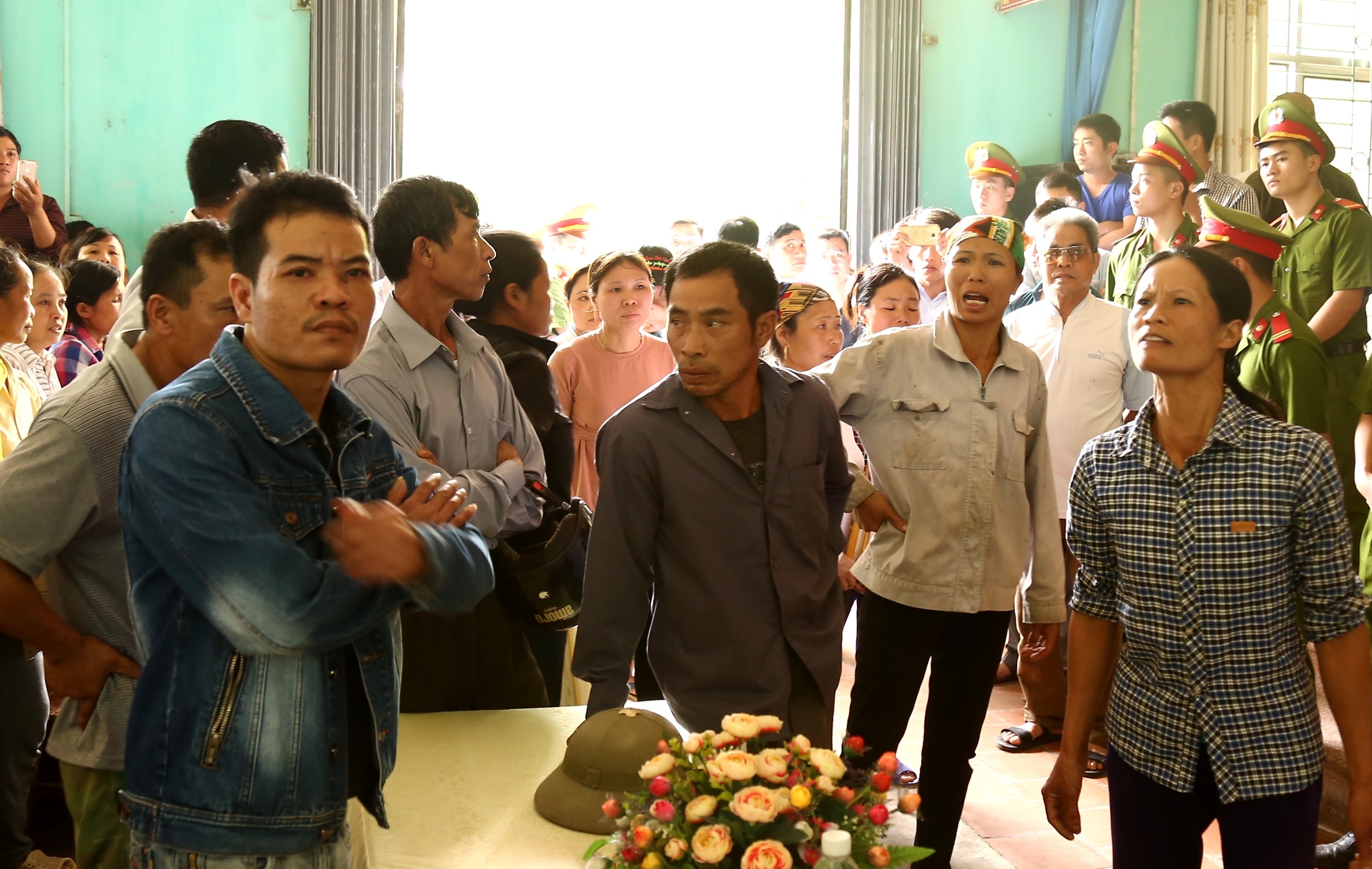 Xin loi cong khai anh 1