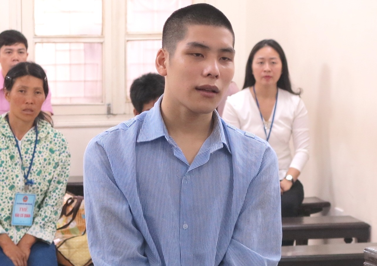 Dot nhap cua hang vang anh 1