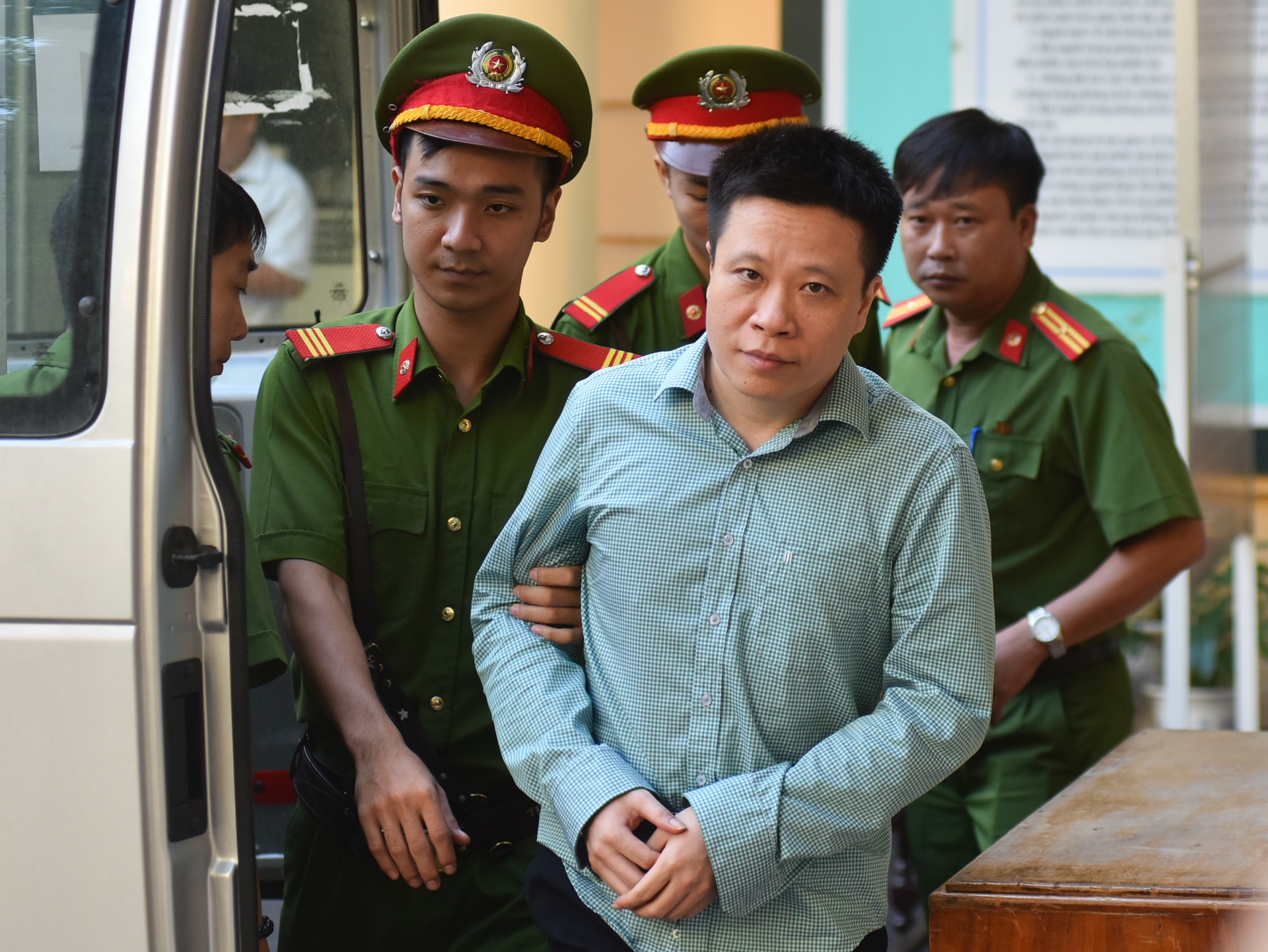 Hà Văn Thắm ảnh 1 Ha Van Tham anh 1